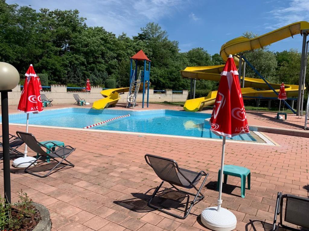 Piscina San Lorenzo Сантия Экстерьер фото
